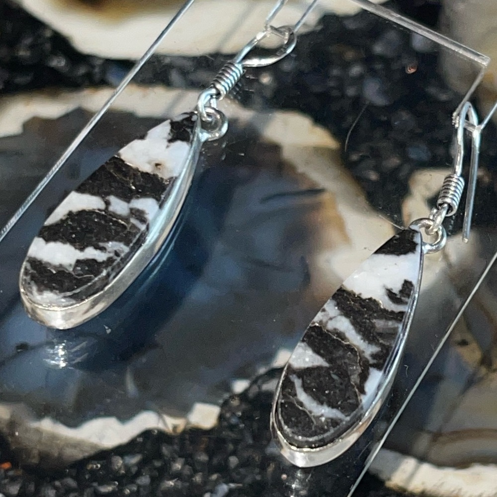 White Buffalo Turquoise Earrings 1 7/8” - Picture 4 of 14